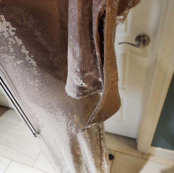 Deep V Long Sleeve Sequins  Dress With Drawstrings - Picture 6 of 12